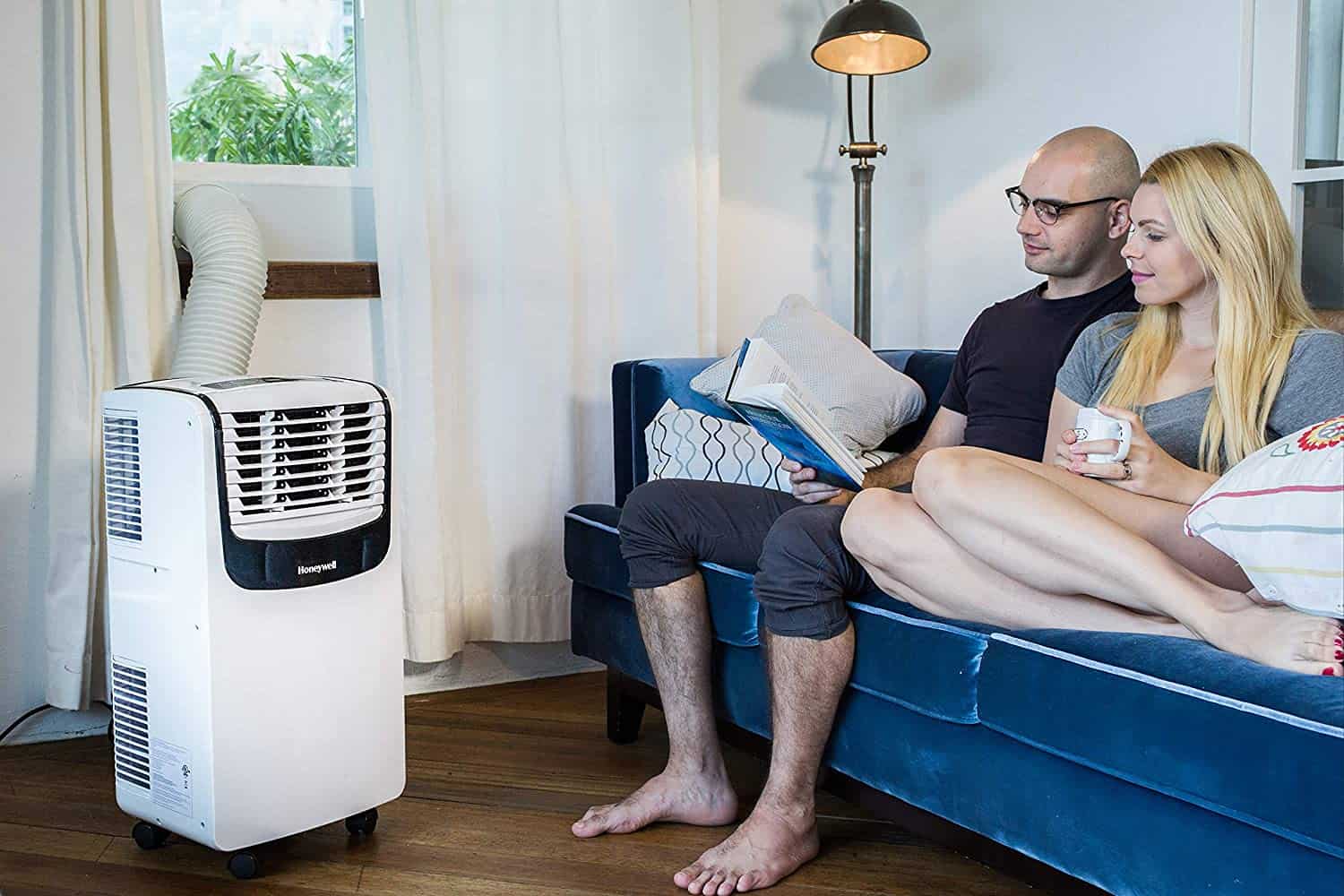 https://indoorbreathing.com/wp-content/uploads/2020/03/Honeywell-MO08CESWK-Compact-Portable-Air-Conditioner-Review-2.jpg