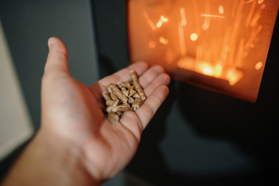How to Choose the Right Pellet Stove for Your Home?
