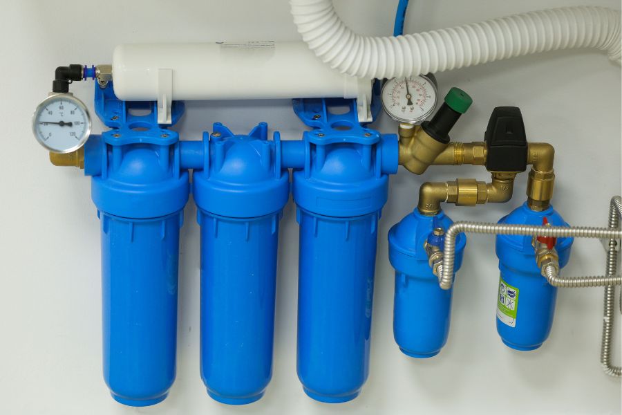 Countertop Water Filters vs. Under Sink Water Filters